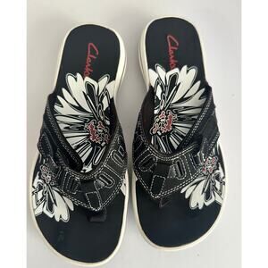 Clarks Women's Breeze Sea EVA Cushioned Sandals Size 6 - NWOT - Cushy and Comfy